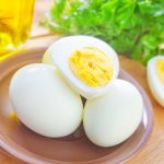 Сколько яиц можно съесть без вреда для здоровья?