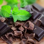 Названы полезные для иммунитета виды шоколада